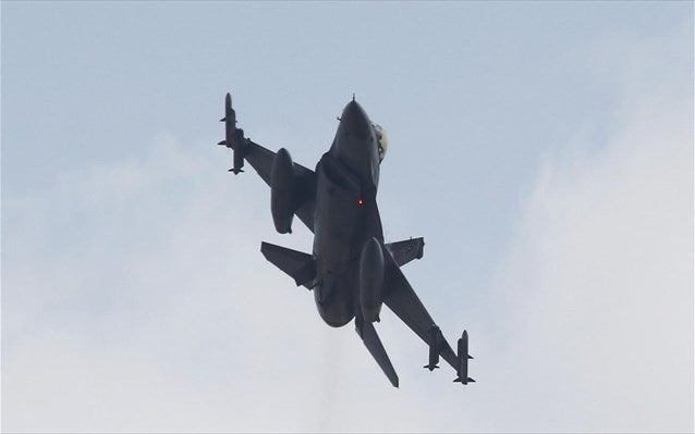 Έκτακτο: Νέα πτήση τουρκικών F-16 πάνω από τη νήσο Παναγιά